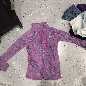 UNDER ARMOR SWEATER!